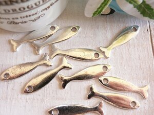 チャーム　サカナ　魚　フィッシュ　10個　　ペンダントヘッド　ファスナートップ　手芸　パーツ　ハンドメイド　材料　　#3783