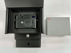 美品　LEICA ライカ M10-D 　デジタル ブラック 予備バッテリー付 