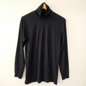 ★【古着】UNIQLO(ユニクロ)　タートルネック　長袖シャツ　Lサイズ　黒　HEATTECH(ヒートテック)