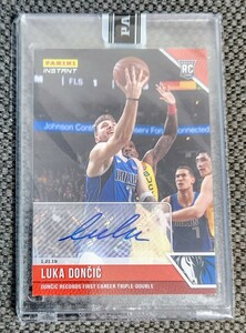 2018-19 PANINI INSTANT LUKA DONCIC RC 5/5　ルカ・ドンチッチ　直筆サインカード　NBAキャリア初トリプルダブル