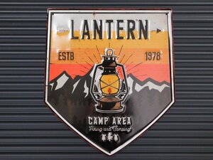 送料￥350【LANTERN・ランタン】※《エンボスメタルサイン》 アメリカン雑貨　エンボス看板　ブリキ看板　キャンプ　35