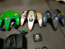 【ジャンク品】Nintendo64 ニンテンドー64 N64 ソフト30個 コントローラー6個 ゴールデンアイ 007 大乱闘スマッシュブラザーズ スマブラ _画像9