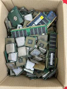 8-12-12-3 CPU メモリー　大量　重さ約5.3キロ　ジャンク品