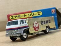 68 バンダイ エアポートシリーズ No.4 JAL バッテリー車 日本航空 BANDAI AIRPORT BATTERY CAR modelcar バンザイ 日本製 レア ミニカー_画像1