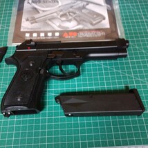 KSC US.M9 M92 ハードキック　ガスブローバック グリップ交換品_画像5