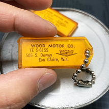 送料無料! 1950's ビンテージ シボレーディーラーキーホルダー2個セット KEYCHAIN インパラ ローライダー パティーナ デッドストック NOS_画像4