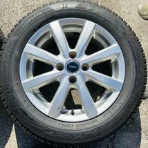 175/65R15 スタッドレスタイヤ アルミホイールセット 15インチ 5.5J PCD100 4穴 トヨタ ヴィッツに装着 VRX2 良品 ブリヂストン ブリザック_画像4