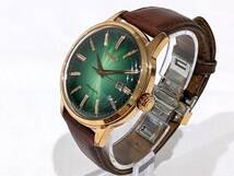 【17227】 CITIZEN シチズン 腕時計 自動巻き Automatic 8310-S119642 グリーン×ゴールドカラー 緑文字盤 ブラウンベルト 稼働品 メンズ_画像2