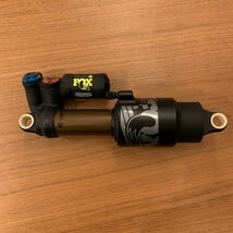 Fox Float X2 216x63 軸間216mm ストローク63mm　フォックス リアサス リアユニット フロート_画像1