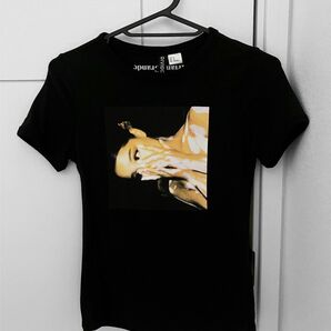 Ariana Grande アリアナ グランデ H&M Tシャツ トップス