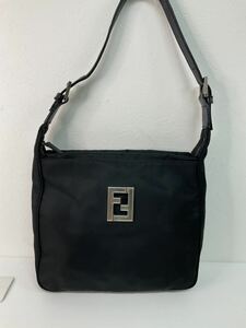 営SR757-80◆ FENDI フェンディ FFロゴ ブラック×シルバー金具 ナイロン 肩掛け ショルダーバッグ 