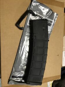 MAGPUL マグプル　PMAG 40連　マガジン　トレポン　次世代向け　カスタムベース　または観賞用に