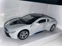 新品未使用　BMW純正　i8 プルバックカー　1/41スケール_画像4