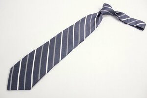 【ISAIA】イザイア 自社製造のセッテピエゲ仕様のネクタイ ストライプ柄 グレー系 新品未使用 現地定価4万円