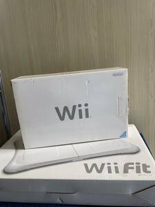 未使用に近い　任天堂Wii シロ 本体 Wiiリモコンジャケット付き RVL-S-WD Wii Fit フィット　まとめ