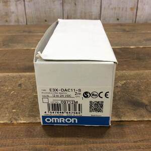 ●【AH-03828】未使用品 OMRON オムロン カラーセンシングタイプ デジタルファイバアンプ E3X-DAC11-S【レタパプラス送料全国一律520円可】