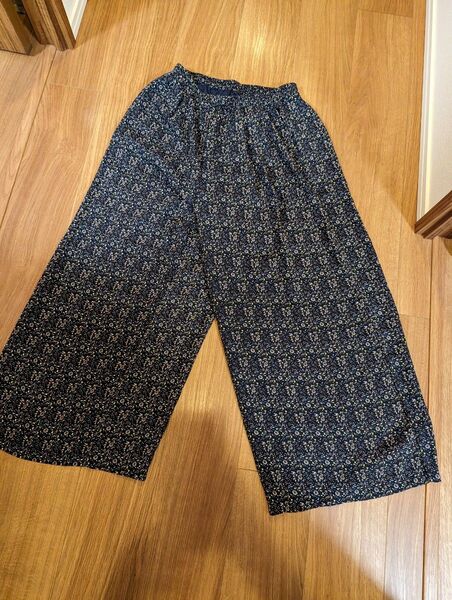 【美品】SIMPLICITE 花柄リラックスパンツ ワイド ズボン レデース
