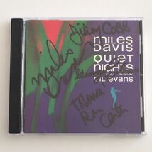 激レア直筆サイン入りCD Miles Davis “Quiet Nights” 1CD CBS オランダ初期盤(日本プレス)_画像1