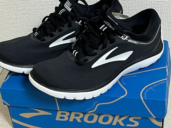 【新品未使用】BROOKS レディース スニーカー ブラック 23.5センチ