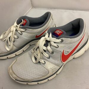 セール 即決1円 　NIKE(ナイキ) スニーカー メンズ 525762-013 ライトグレー×レッド シューズ フレックスエスクペリエンスラン 26,5CM