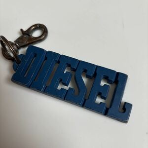 DIESEL ディーゼル 鉄 ロゴ キーホルダー バッグチャーム 本体９cm 総丈 15,5cm 幅 3,8cm