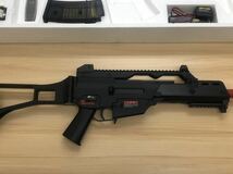 【E/C194062】東京マルイ TOKYO MARUI H&K G36C 電動ガン バッテリー付き アサルトライフル エアガン ミリタリー ※動作未確認_画像2