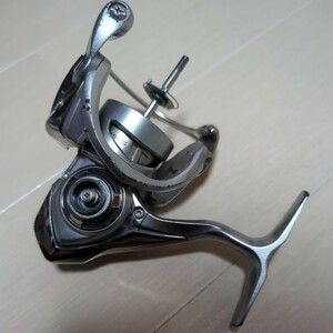 ダイワ 18 フリームス LT 2500S-XH 純正ボディ本体 DAIWA FREAMS