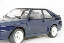 ● 1/18 アウディ 〓 スポーツ クワトロ / 1985 ダークブルー 〓 AUDI_画像4