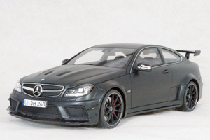 ● 1/18 メルセデス ベンツ 〓 AMG C63 Cupe ブラック シリーズ / マット ブラック 〓 Mercedes Benz AMG