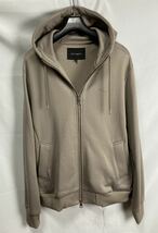 1PIU1UGUALE3NECK ZIP PARKA / 113 ORIGINAL COCO JERSEY GRAY BEIGE ネックジップパーカー　グレージュ　定価104,500円_画像5