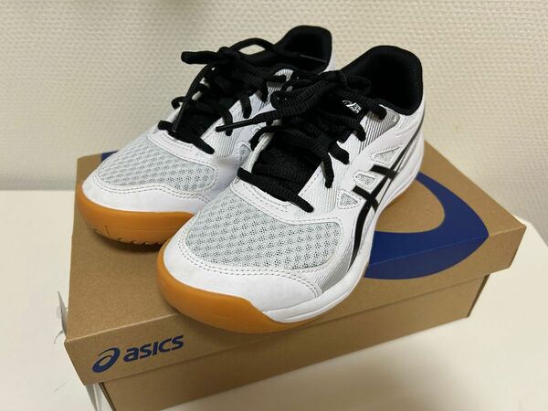 アシックス バレーボールシューズ UPCOURT 5 GS WHITE/BLACK 21.5 cm ホワイト×ブラック