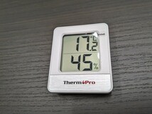 0512u0739　ThermoProサーモプロ 湿度計 温度計 温湿度計 卓上スタンド マグネット TP-49_画像2