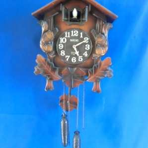 昭和レトロ、SEIKO、木製のクォーツ鳩時計の画像1