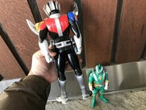 ★　【ジャンク扱い】　まとめて　仮面ライダー　戦隊物　フィギュア　ソフビ　人形　おもちゃ　玩具　ヒーロー物　テレビ　特撮_画像7