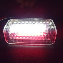 激白光♪二色発光♪交換式♪ LED ドア カーテシ ランプ ウェルカムライト フーガ 50系 Y50 PY50 PNY50 GY50 250GT 350GT 450GT 250XV 350XV_画像3