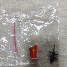 ガンダム フィギュア MAGNET ACTION 激闘編 機動戦士ガンダム RX-78-GUNDAM MS-06 ZAKUⅡ 2体 ガンダム ザク_画像3