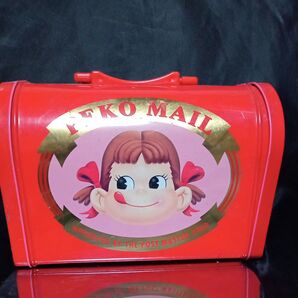 メールボックス ペコちゃん 手さげ缶 2008 凹凸あり ミルキー レトロ 菓子缶 骨董品