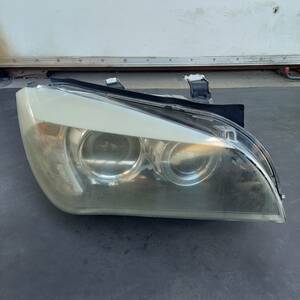 BMW X1 E84 ABA-VL25 2011年 前期 純正 右/R側 HID ヘッドライト/ヘッドランプ 89093517 63.11-2990010-09 中古 即決