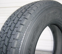 ★ 即納可能! 2023年製 ヨコハマ スタッドレス iceGUARD IG91LT 215/70R17.5 118/116L 新品ラスト6本 ★ 個人宅もOK!☆彡「出品=在庫OK!」_画像2