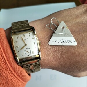 アンティークなレディース腕時計、スイス製エルジン　ELGIN、1930年代、10K 金張りです