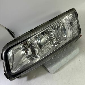 M　2-5-3三菱　ふそう　HID スーパーグレート ヘッドライト 100-87909 