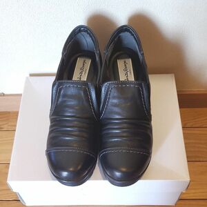 【未使用品】レディース 革靴　22.5cm　salon de scarpe