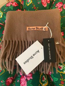 Acne Studios フリンジウールスカーフ - ナロー キャラメルブラウン