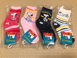 【最終値下げ】SNOOPYのびのびソックス4足（14〜22cm）