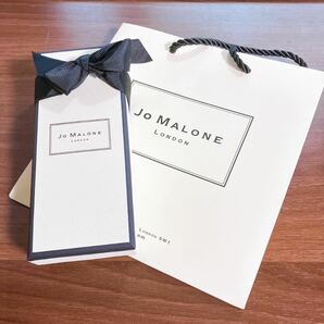 Jo Malone London イングリッシュペアー ＆ フリージア 01