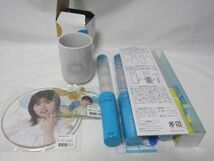 【同梱可】中古品 アイドル 日向坂46 松田好花 缶バッジ キーホルダー ペンライト 湯呑 グッズセット_画像2