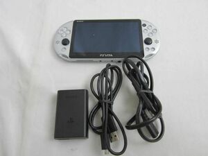 【同梱可】中古品 ゲーム PS Vita 本体 PCH-2000 シルバー 動作品 充電器付き