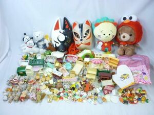 【同梱可】中古品 ホビー エルモ リラックマ シルバニアファミリー 他 ぬいぐるみ ショルダーバッグ ミニチュア 小物