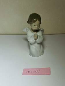 【NO.1051】 LLADRO リヤドロ 陶器人形 置物 美品 祈り少女