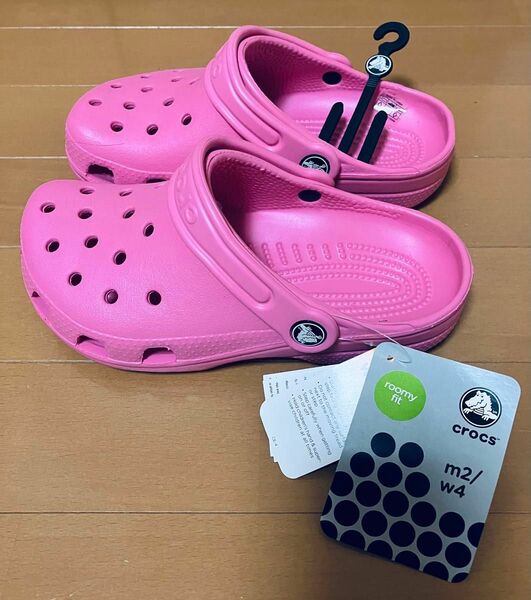 クロックス crocs【キッズ サンダル】Classic Clog K